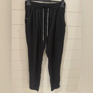 Men's Vuori Sunday Performance Jogger Heathered Black